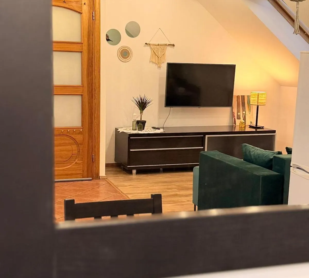 Widokowo - Apartament z tarasem i ogródkiem Tuchom